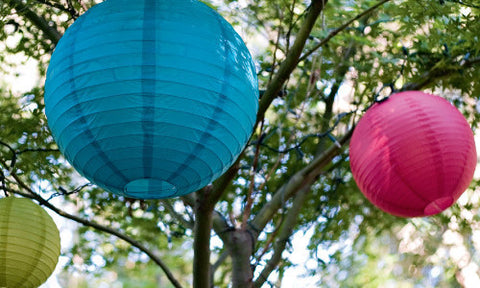Mixed round paper lanterns